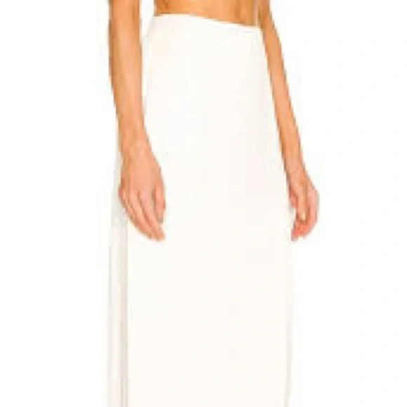 Cl#2 Brand new L’Acadamie Keely skirt in Ivory - Picture 2 of 8